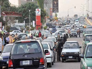 Acute shortage of fuel in Nigeria causes long queue at pump stations