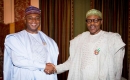 Senate President Bukola Saraki (L) and Nigeria President Muhammadu Buhari