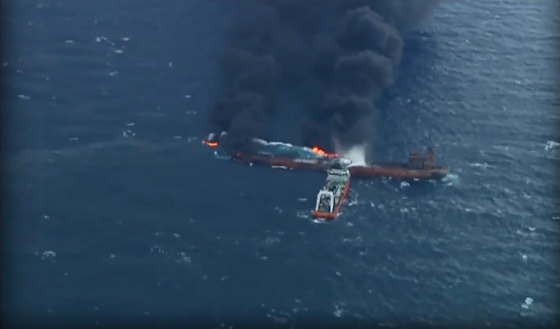 Plumes of smoke from Iran’s oil tanker burning off China coast, Jan 2018